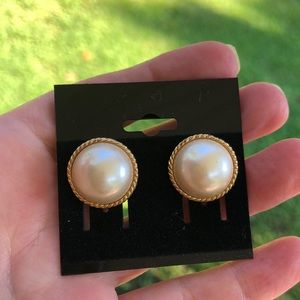 Pearl Earrings 5/$25